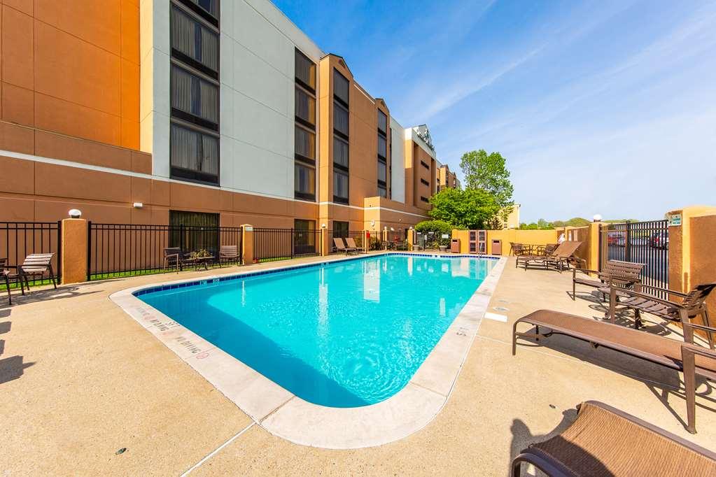 Hyatt Place Louisville-East Facilities photo